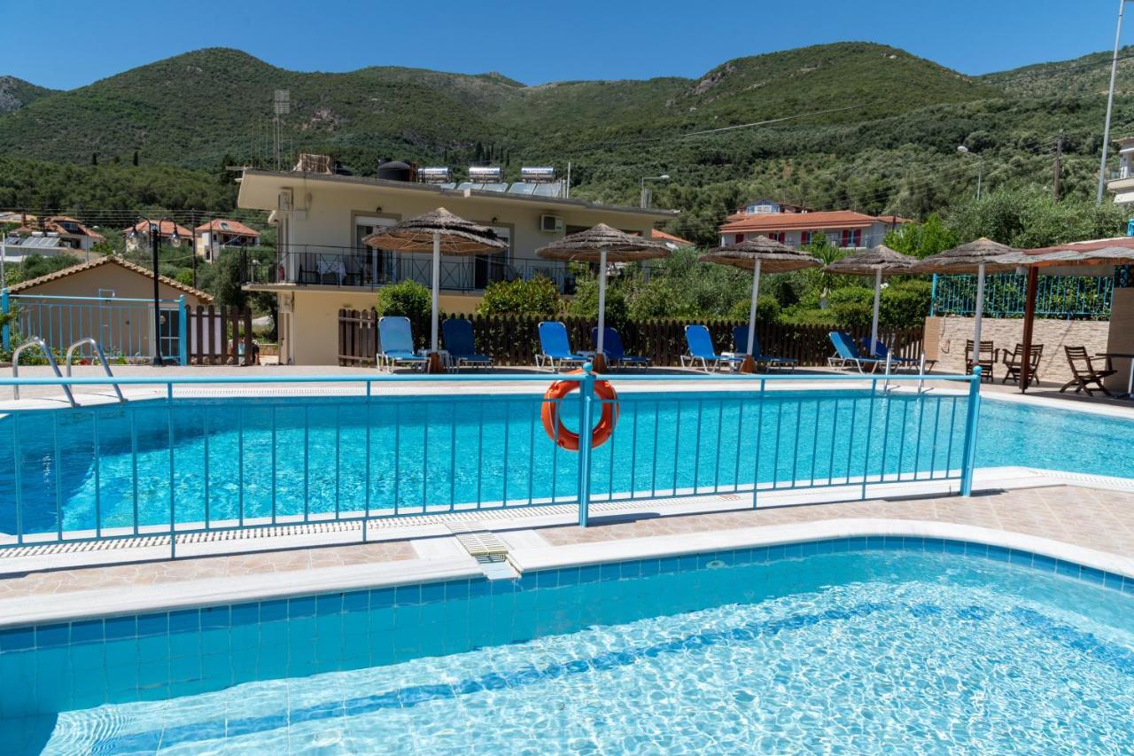 Lambrini Studios Parga Bagian luar foto