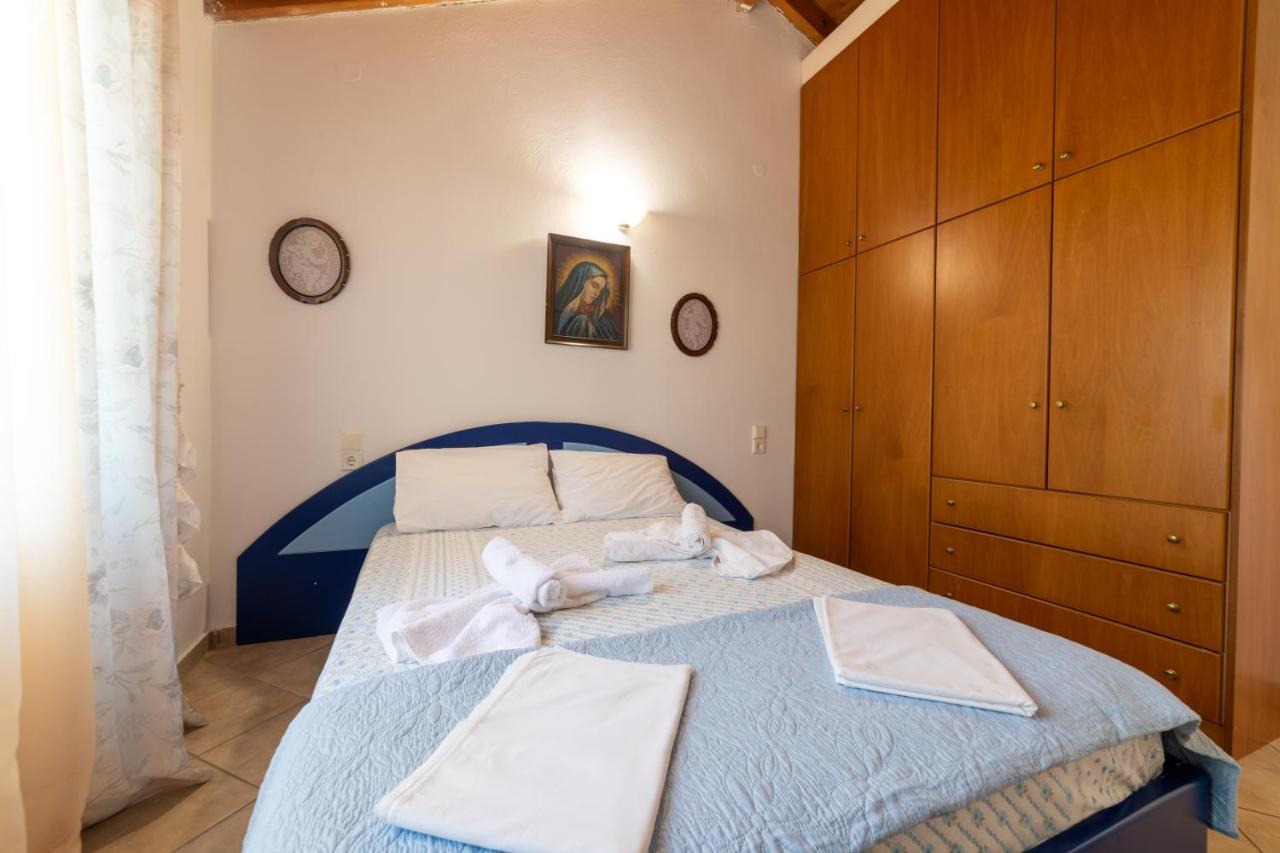 Lambrini Studios Parga Bagian luar foto